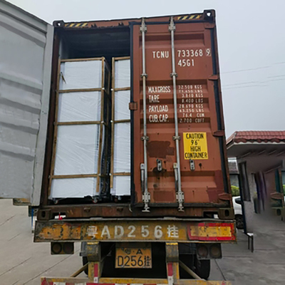 コンテナ貨物 国際貨物輸送 / 貨物輸送 サービス 中国 イタリア